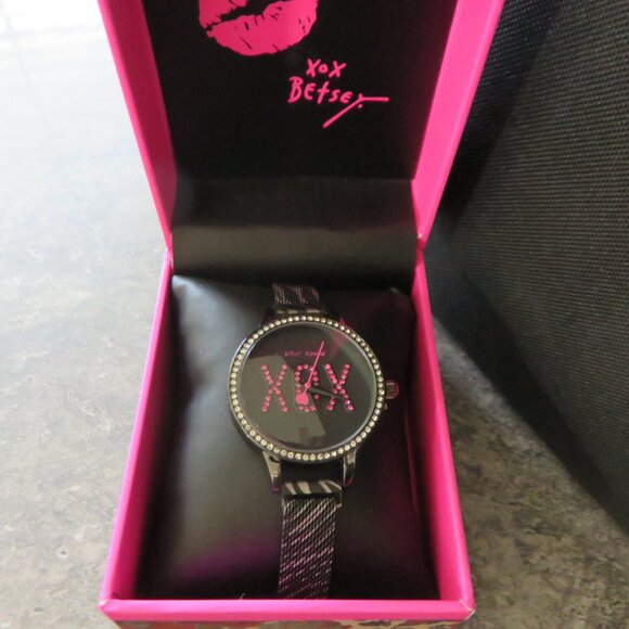 (#033) Betsey Johnson Glitter XOX w/ Rhinestone Women\'s Watch main image 8